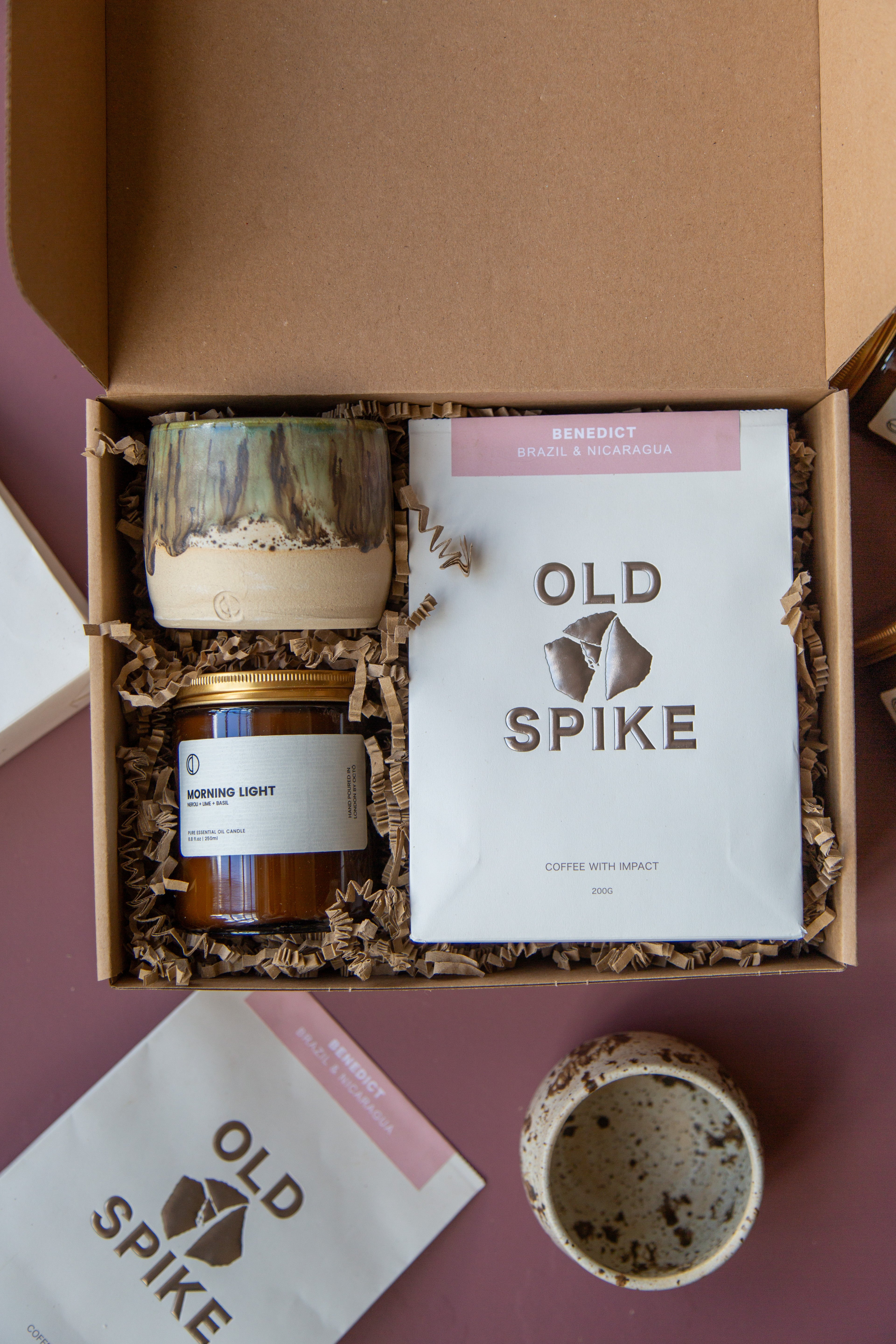 Coffret cadeau du matin | Bougie + Tasse en céramique + Café