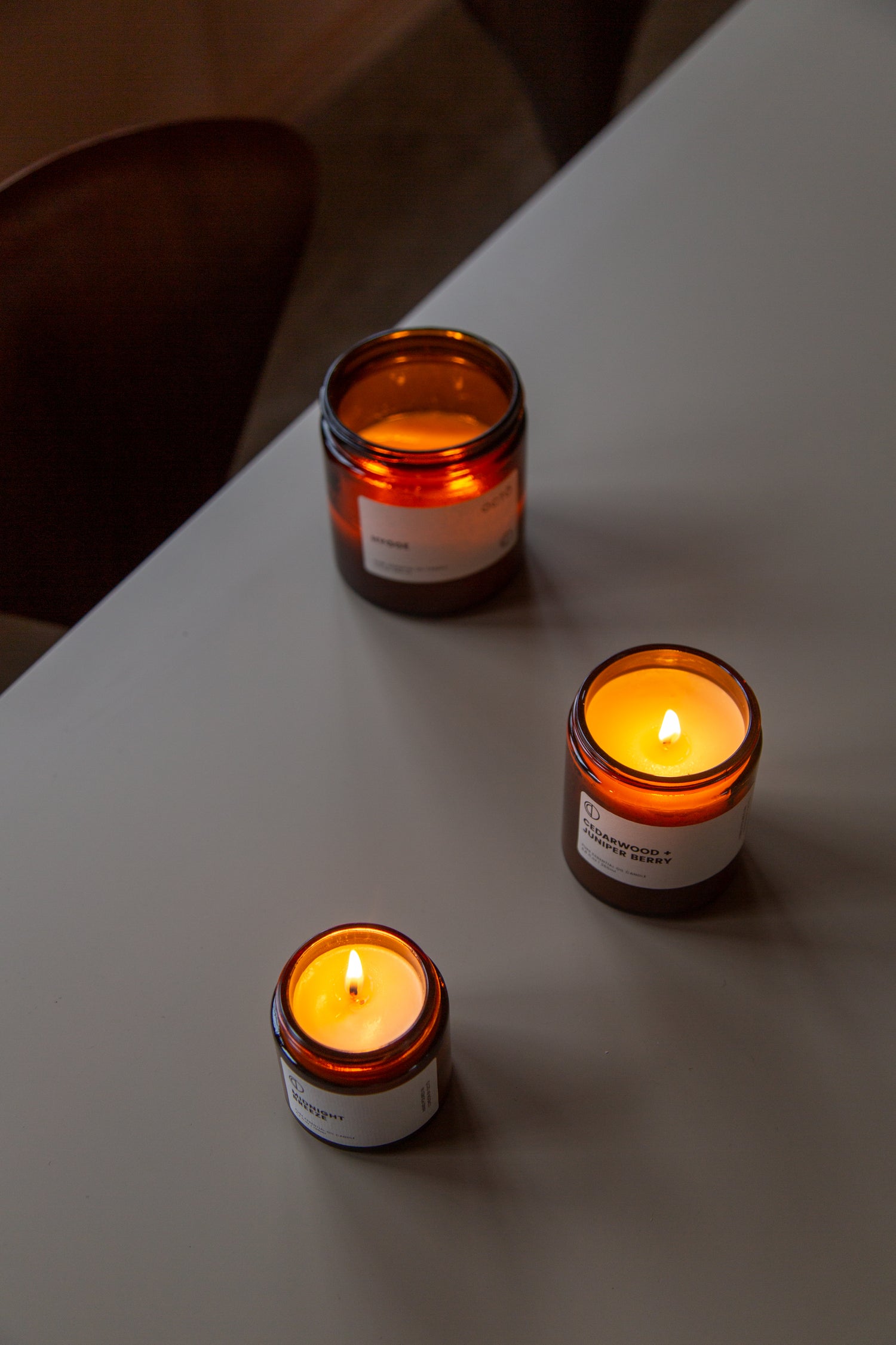 Bougie Midnight Breeze (Géranium Rose + Vétiver + Patchouli)