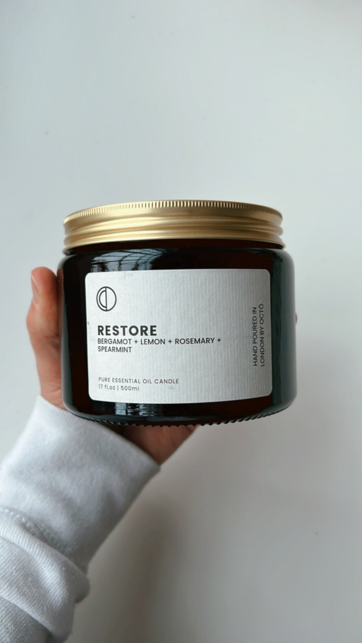 One-off blend essential oil candle in amber glass jar by OCTŌ