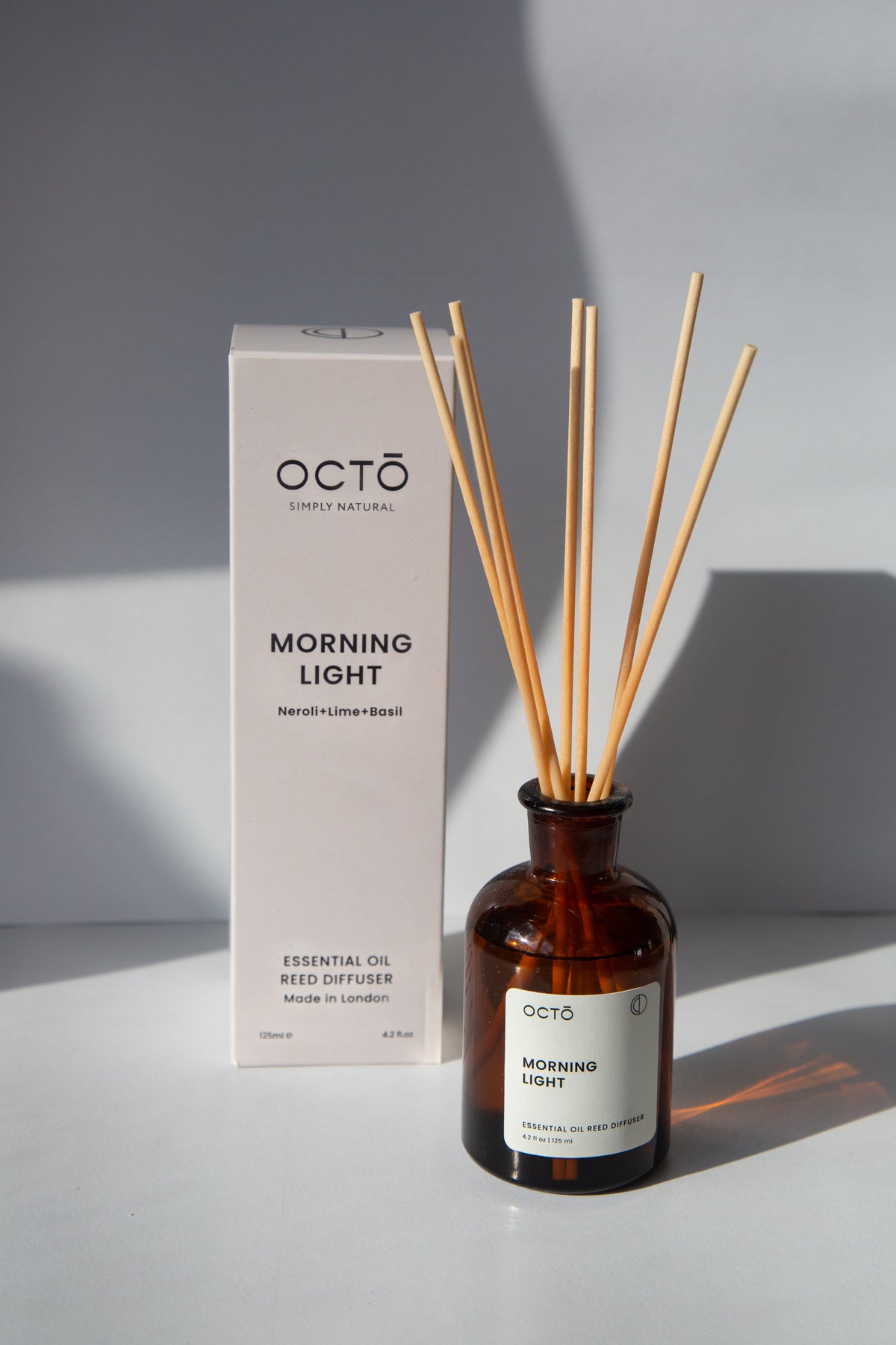 Lumière du matin (Néroli + Citron vert + Basilic) | Diffuseur à bâtonnets