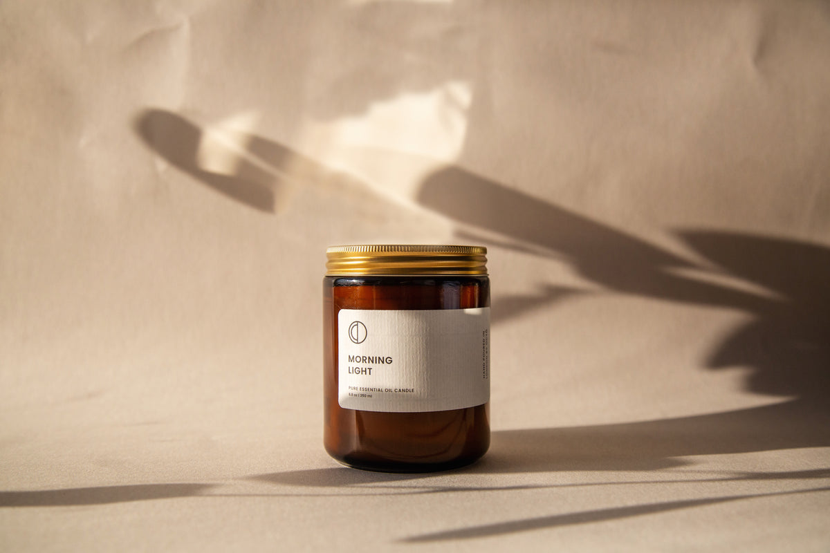Lumière du matin (Néroli + Citron vert + Basilic) | Bougie en pot ambré